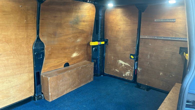 Ford Transit Custom 300 L1 Diesel Fwd 2.0 EcoBlue 130ps Low Roof Limited Van